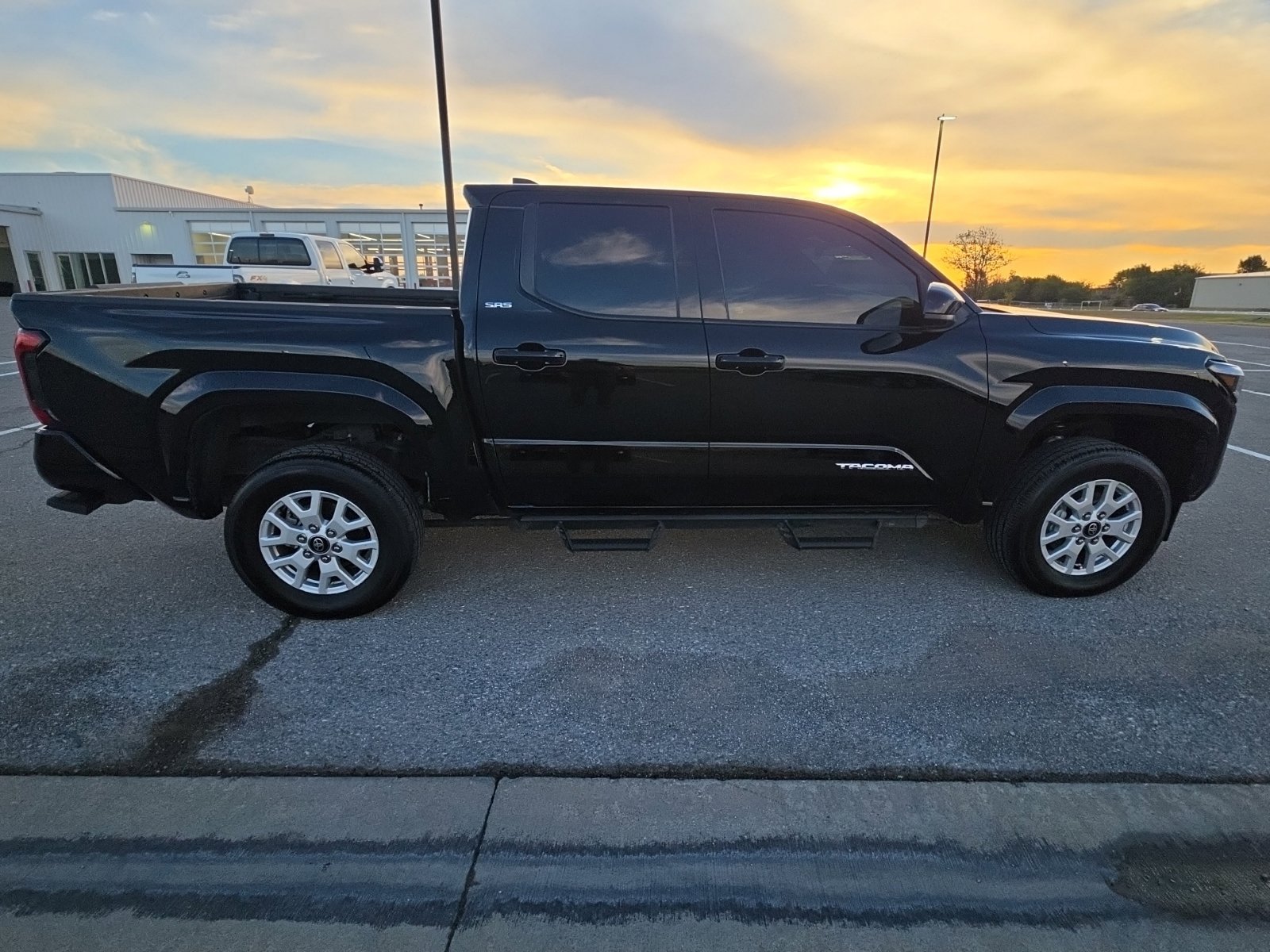 Used 2025 Toyota Tacoma SR5 RWD image 8