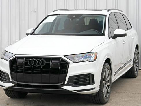 Used 2022 Audi Q7 Premium Plus image 47