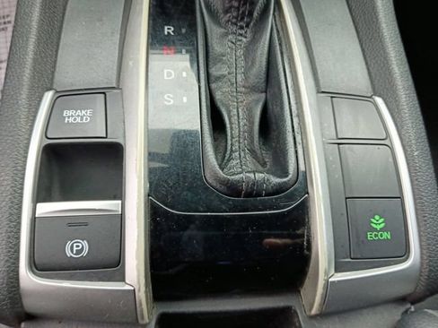 Used 2020 Honda Civic Sport image 12
