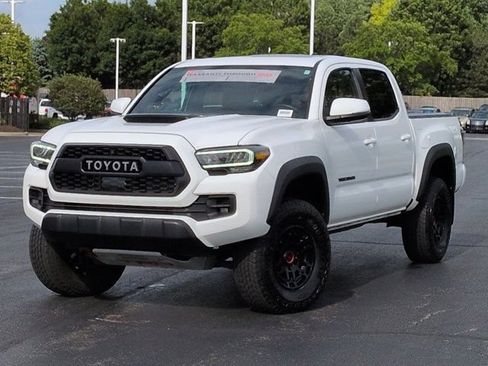 Certified 2022 Toyota Tacoma TRD Pro AWD/4WD image 2