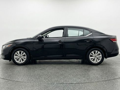 Used 2025 Nissan Sentra S FWD image 5