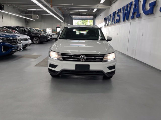 Used 2021 Volkswagen Tiguan SE w/ Panoramic Sunroof Package AWD/4WD image 6