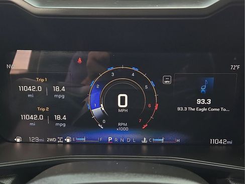 Used 2024 Chevrolet Colorado Trail Boss w/ Technology Package AWD/4WD image 19