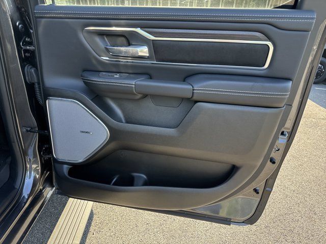 New 2027 RAM 1500 Laramie AWD/4WD image 16