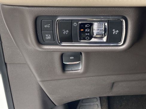 Certified 2022 Lincoln Nautilus AWD w/ Premium Package image 31