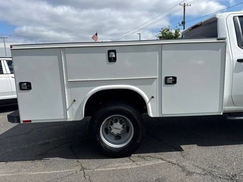 Used 2025 GMC Sierra 3500 Pro w/ Convenience Package AWD/4WD image 7