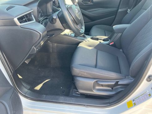 Used 2024 Toyota Corolla LE FWD image 7