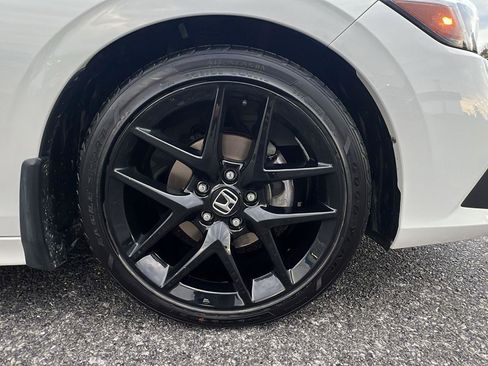 Used 2024 Honda Civic Sport image 11