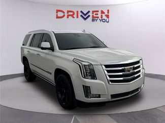 Used 2020 Cadillac Escalade Premium Luxury AWD/4WD video 1