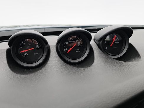 Used 2024 Nissan Z NISMO w/ Floor Mat Package RWD image 20