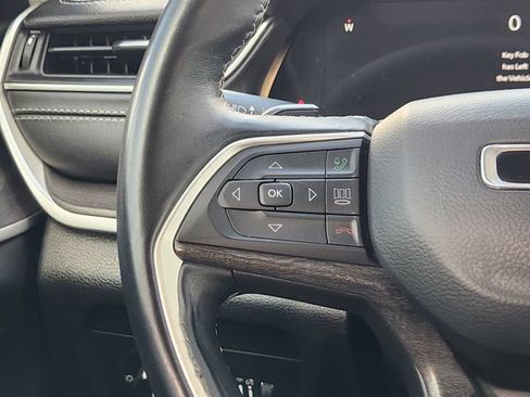 Used 2021 Jeep Grand Cherokee L Limited AWD/4WD image 28
