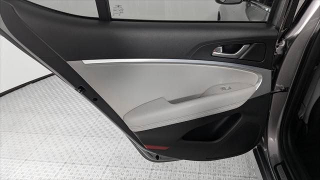 Used 2023 Genesis G70 2.0T RWD image 16