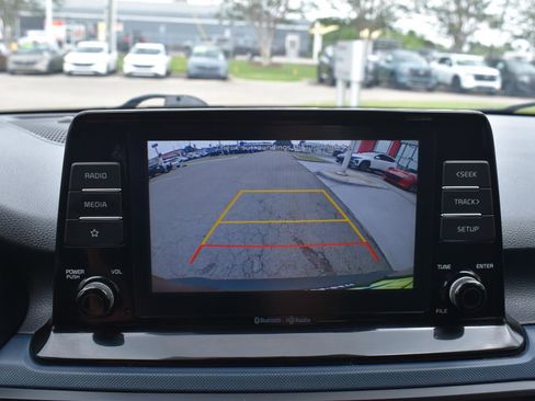 Used 2021 Kia Seltos S FWD image 32