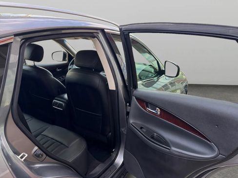 Used 2015 INFINITI QX50 AWD image 17