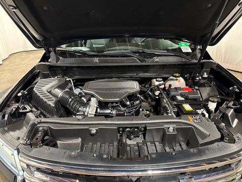 Used 2023 GMC Acadia SLT AWD/4WD image 30