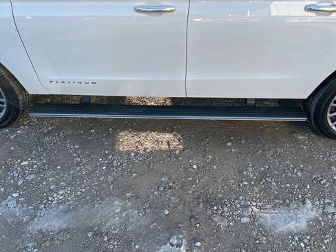 Used 2022 Ford Expedition Max Platinum image 31