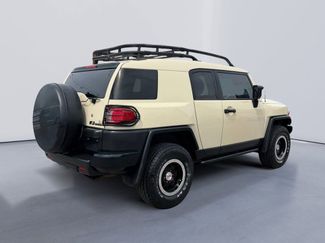 Used 2010 Toyota FJ Cruiser 4WD video 3