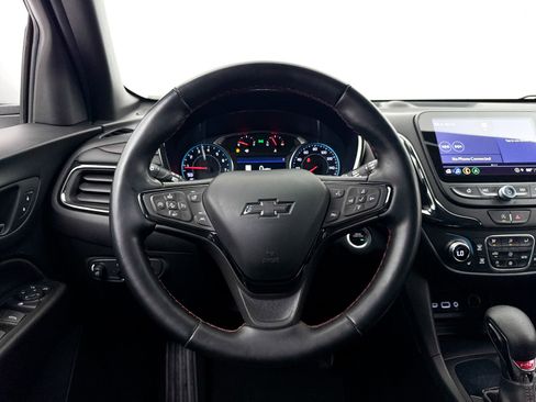 Used 2024 Chevrolet Equinox RS FWD image 3