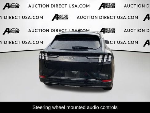 Used 2021 Ford Mustang Mach-E Premium image 5