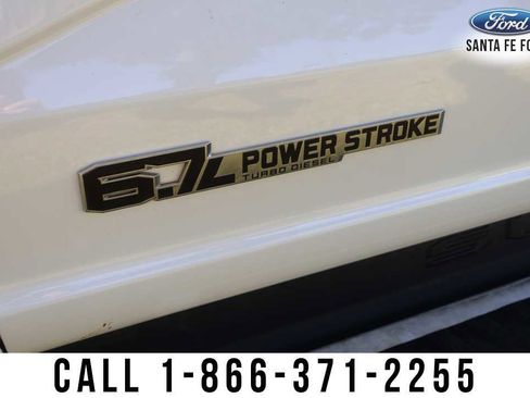 Used 2023 Ford F250 Lariat w/ Chrome Package image 13