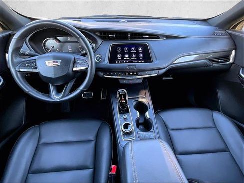 Used 2023 Cadillac XT4 Sport image 16