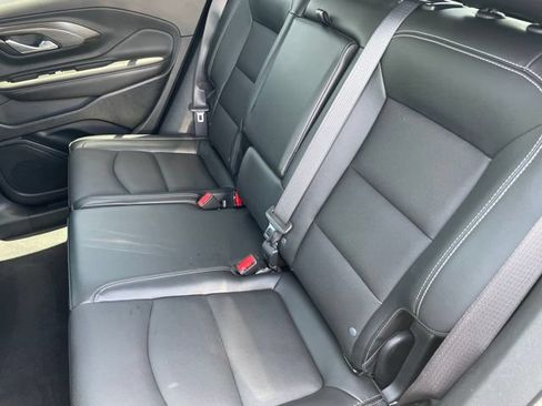 Used 2023 GMC Terrain SLT FWD image 26