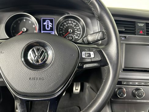 Used 2017 Volkswagen Golf Alltrack SE image 40