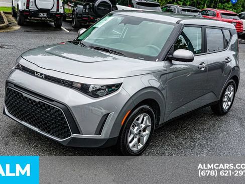 Used 2025 Kia Soul LX w/ LX Technology Package FWD image 15