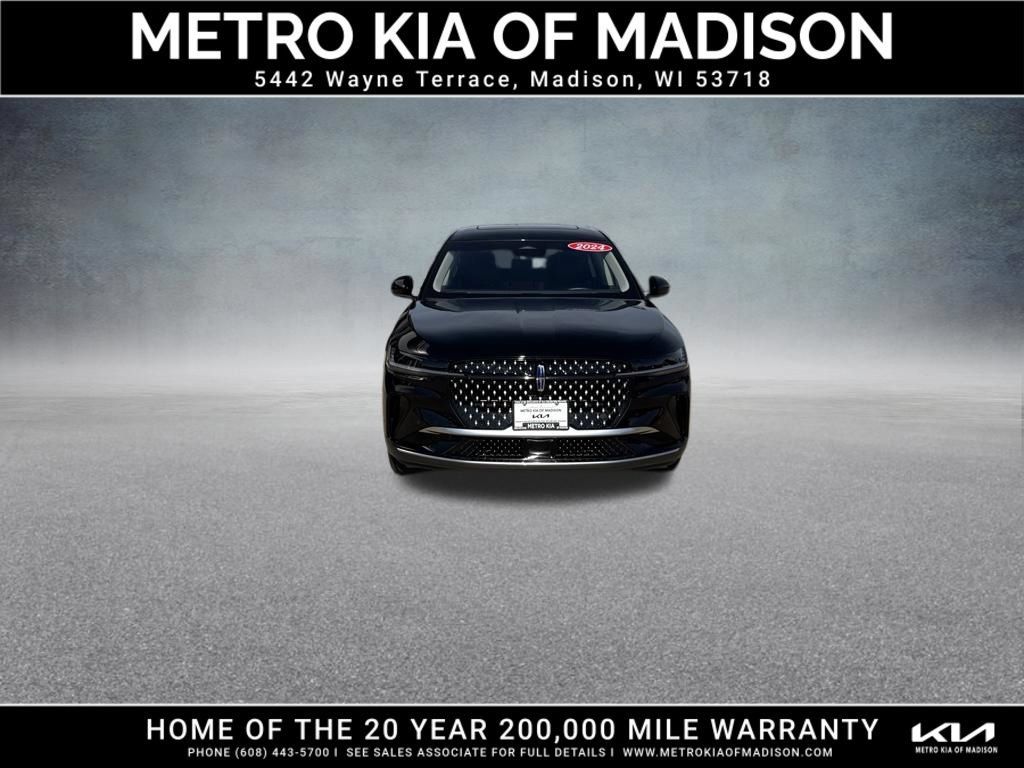 Used 2024 Lincoln Nautilus Premier w/ Equipment Group 102A AWD/4WD image 9