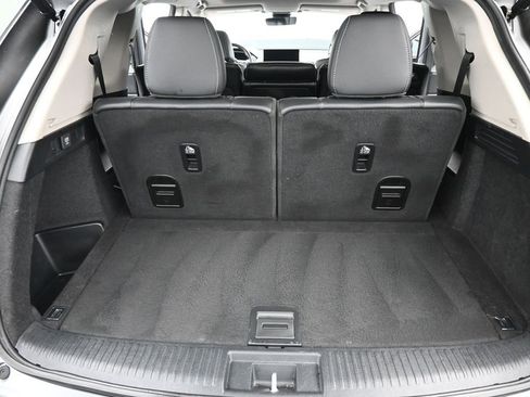 Used 2024 Acura MDX SH-AWD w/ Technology Package image 17