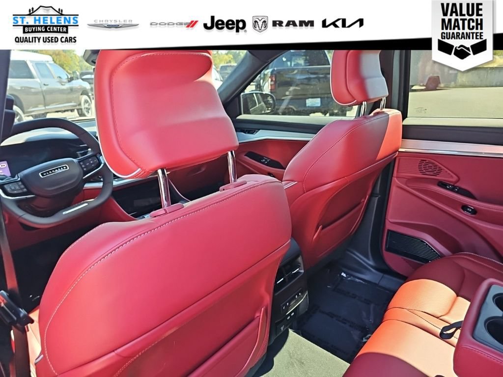 Used 2024 Jeep Wagoneer Limited AWD/4WD image 34