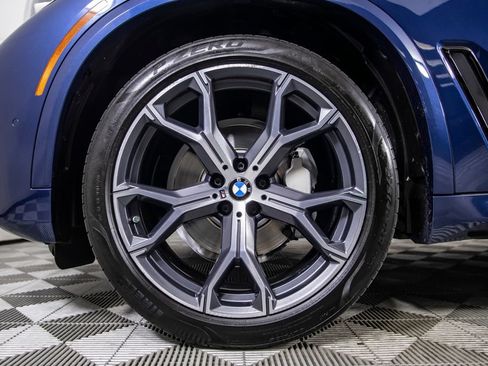 Used 2023 BMW X5 xDrive40i w/ M Sport Package AWD/4WD image 45