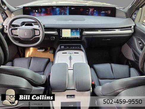 New 2025 Lincoln Navigator Reserve w/ Jet Appearance Package image 24