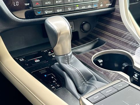 Used 2021 Lexus RX 350 FWD w/ Luxury Package image 35