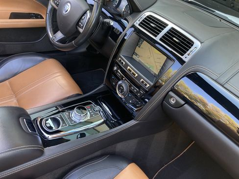 Used 2014 Jaguar XKR R image 26