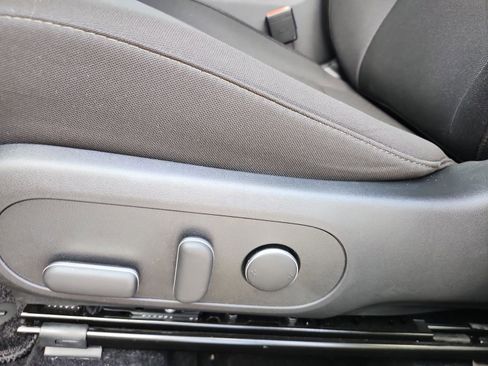 Used 2025 Hyundai Kona SEL image 14