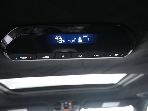 Used 2027 Kia Telluride SX Prestige X-Pro AWD/4WD image 34
