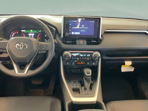 Used 2025 Toyota RAV4 XLE Premium w/ Weather Package AWD/4WD image 25