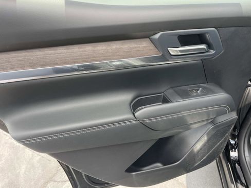 New 2026 GMC Terrain Denali AWD/4WD image 23