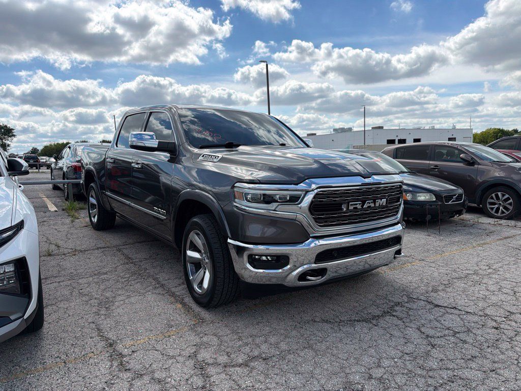 Used 2022 RAM 1500 Limited AWD/4WD image 1