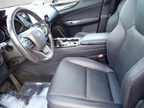 Used 2022 Lexus NX 350 AWD image 12