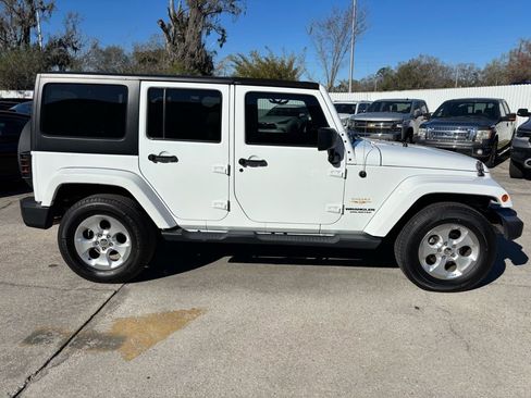 Used 2014 Jeep Wrangler Unlimited Sahara w/ Max Tow Package image 6