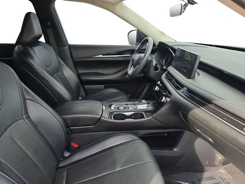 Used 2023 INFINITI QX60 Pure FWD image 17