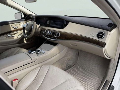 Used 2017 Mercedes-Benz S 550 Sedan image 56