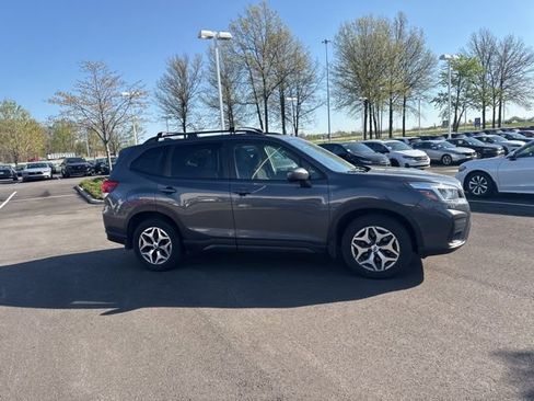 Used 2021 Subaru Forester Premium w/ Popular Package #1 image 8