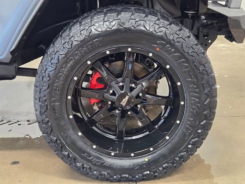 Used 2021 Jeep Wrangler Unlimited Sport AWD/4WD image 16
