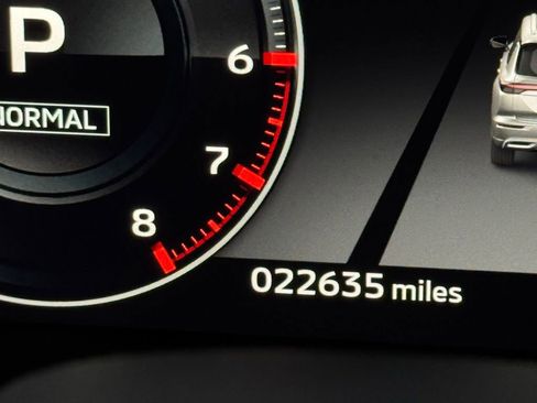 Used 2023 Mitsubishi Outlander Ralliart image 18