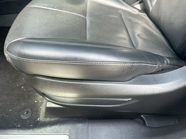 Used 2022 Lincoln Corsair AWD w/ Premium Package image 39