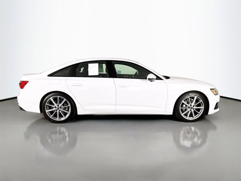 Used 2025 Audi A6 Premium Plus w/ Premium Plus Package image 8