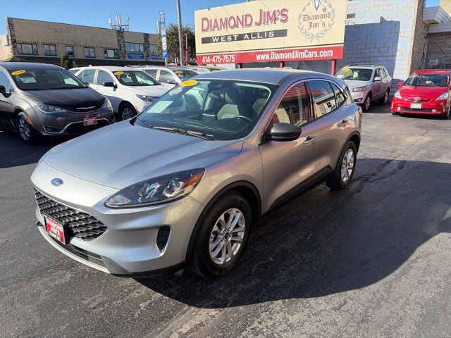 Used 2022 Ford Escape SE w/ Cold Weather Package FWD image 2